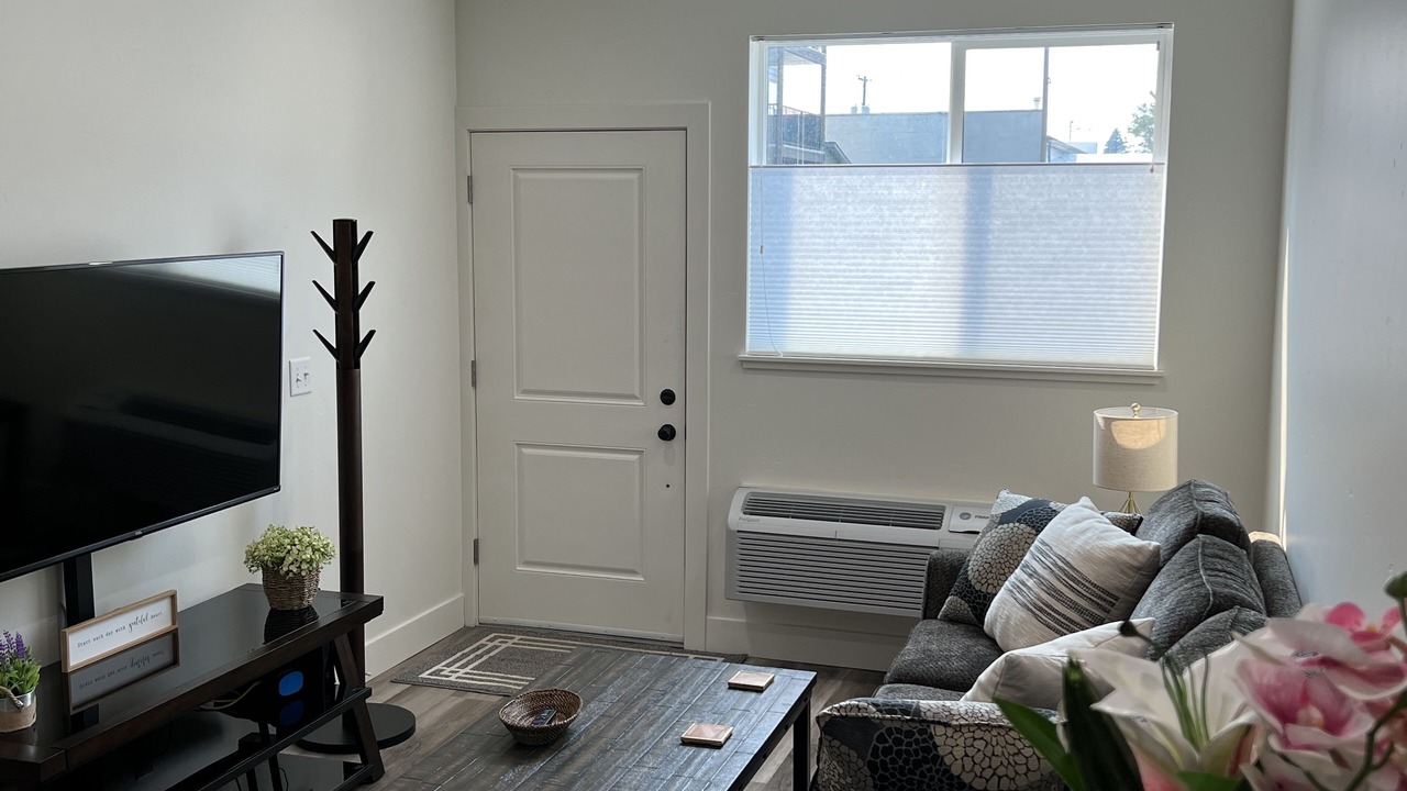 Photo of Livingroom in Franklin to the Fort