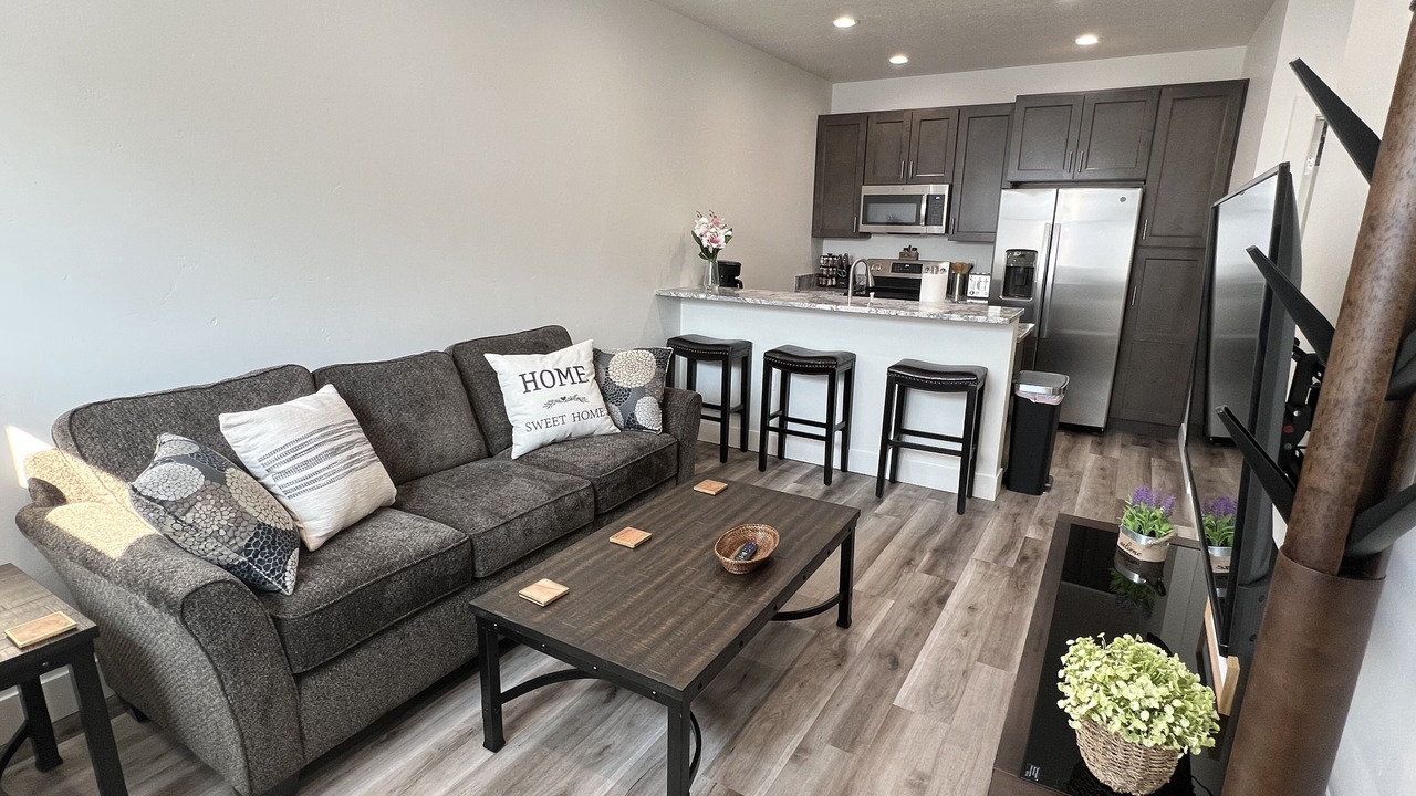Photo of Livingroom in Franklin to the Fort