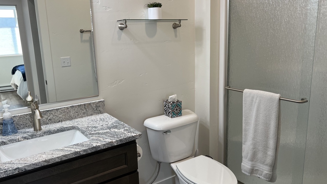 Photo of Bathroom in Franklin to the Fort