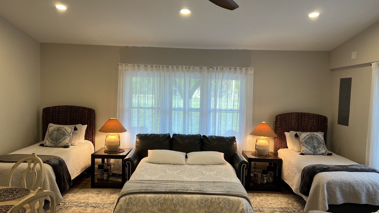 Photo of Bedroom in Paw Paw Lake