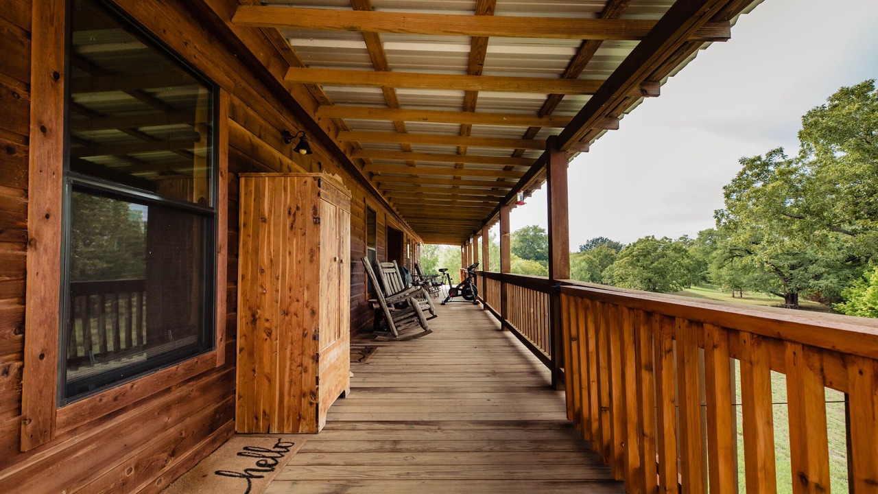 Photo of Patio Balcony in Stonewall