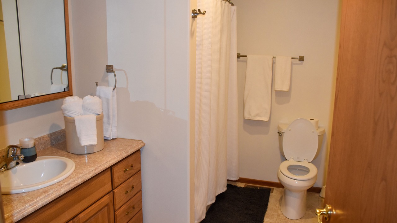 Photo of Bathroom in Lewistown