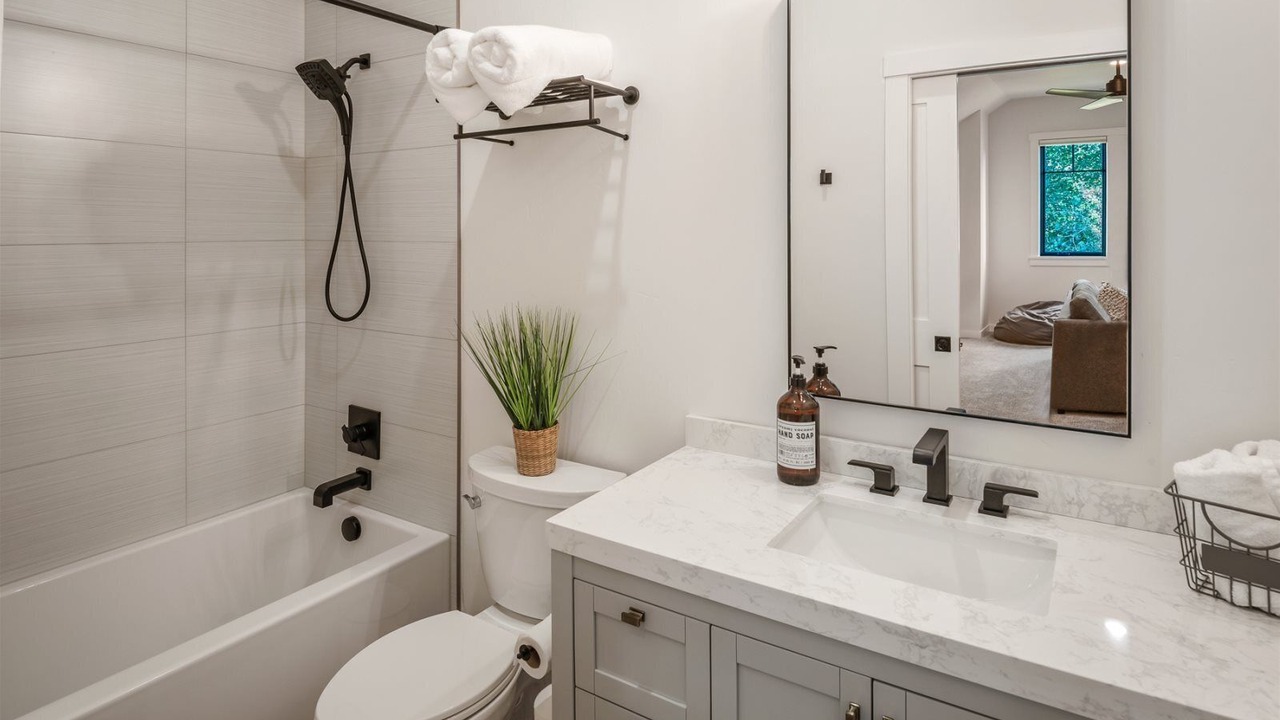 Photo of Bathroom in Dover Bay