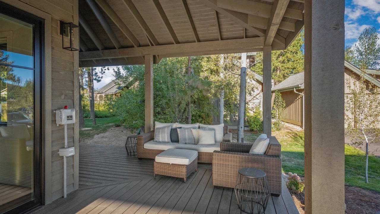 Photo of Livingroom in Dover Bay