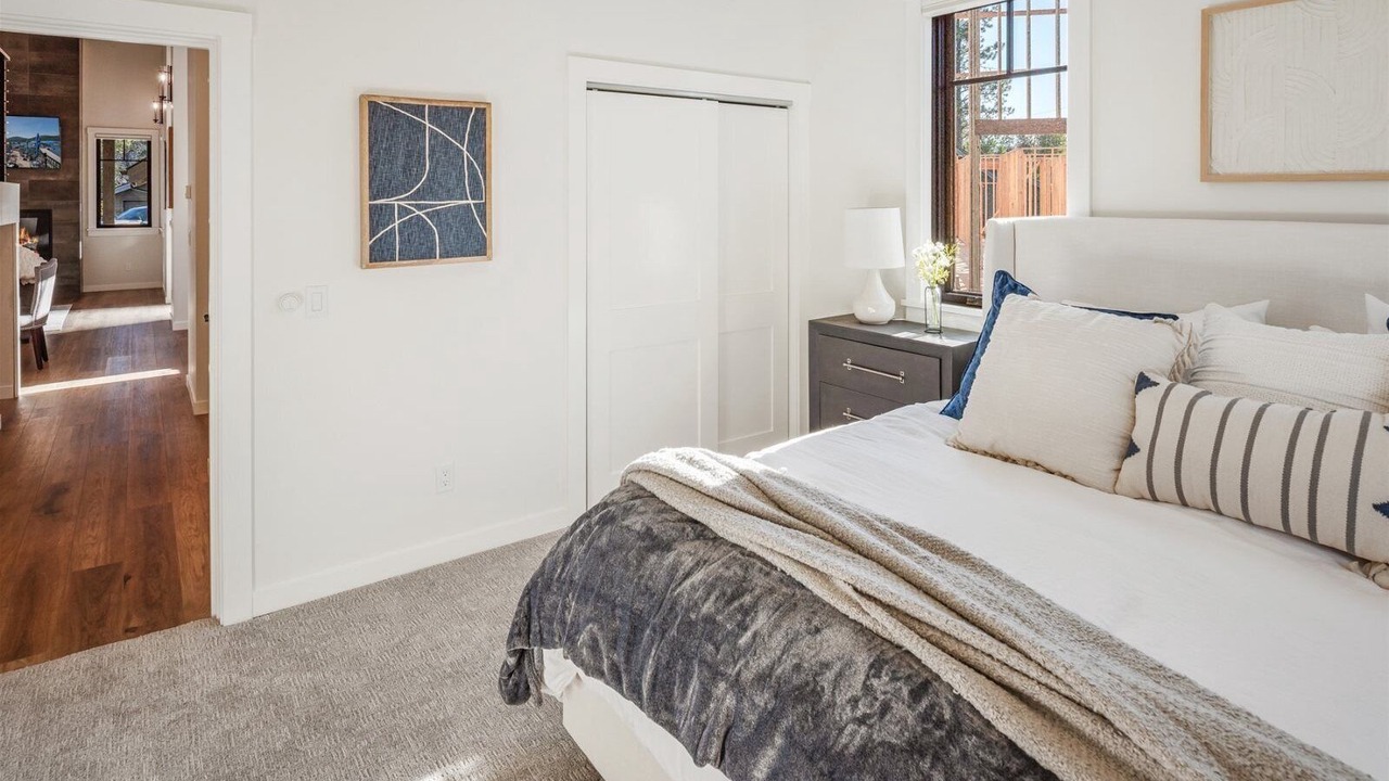 Photo of Bedroom in Dover Bay