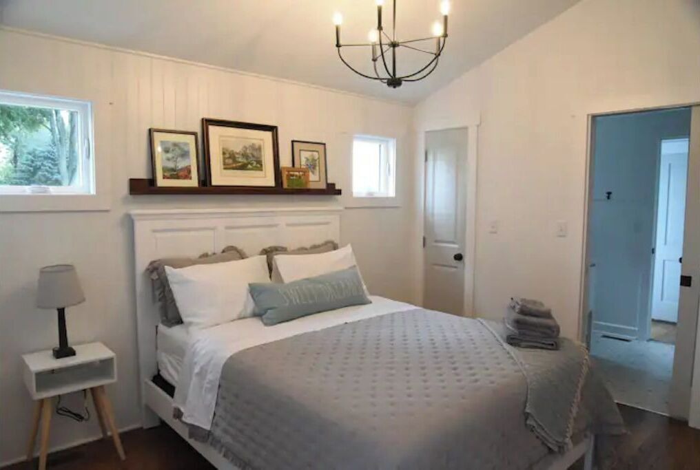 Photo of Bedroom in Wayne County