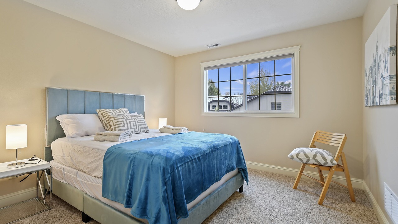 Photo of Bedroom in Eagle