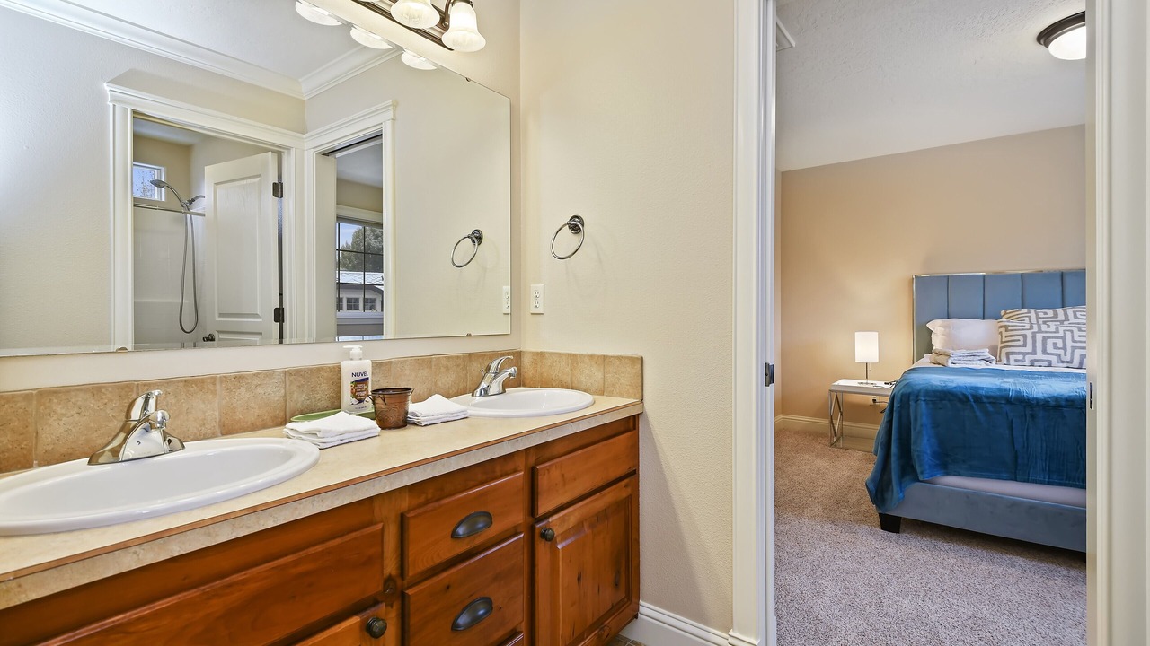 Photo of Bathroom in Eagle