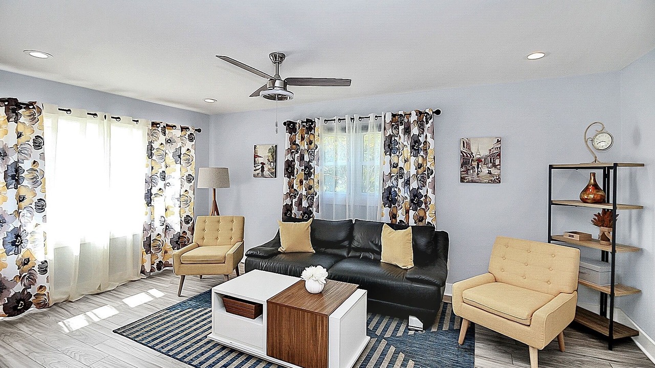 Photo of Livingroom in Bowling Green