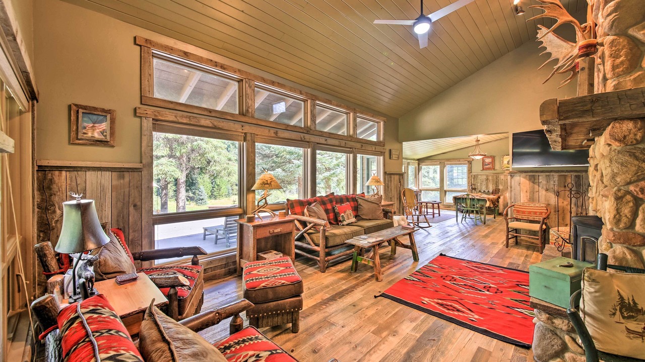 Photo of Livingroom in Troy