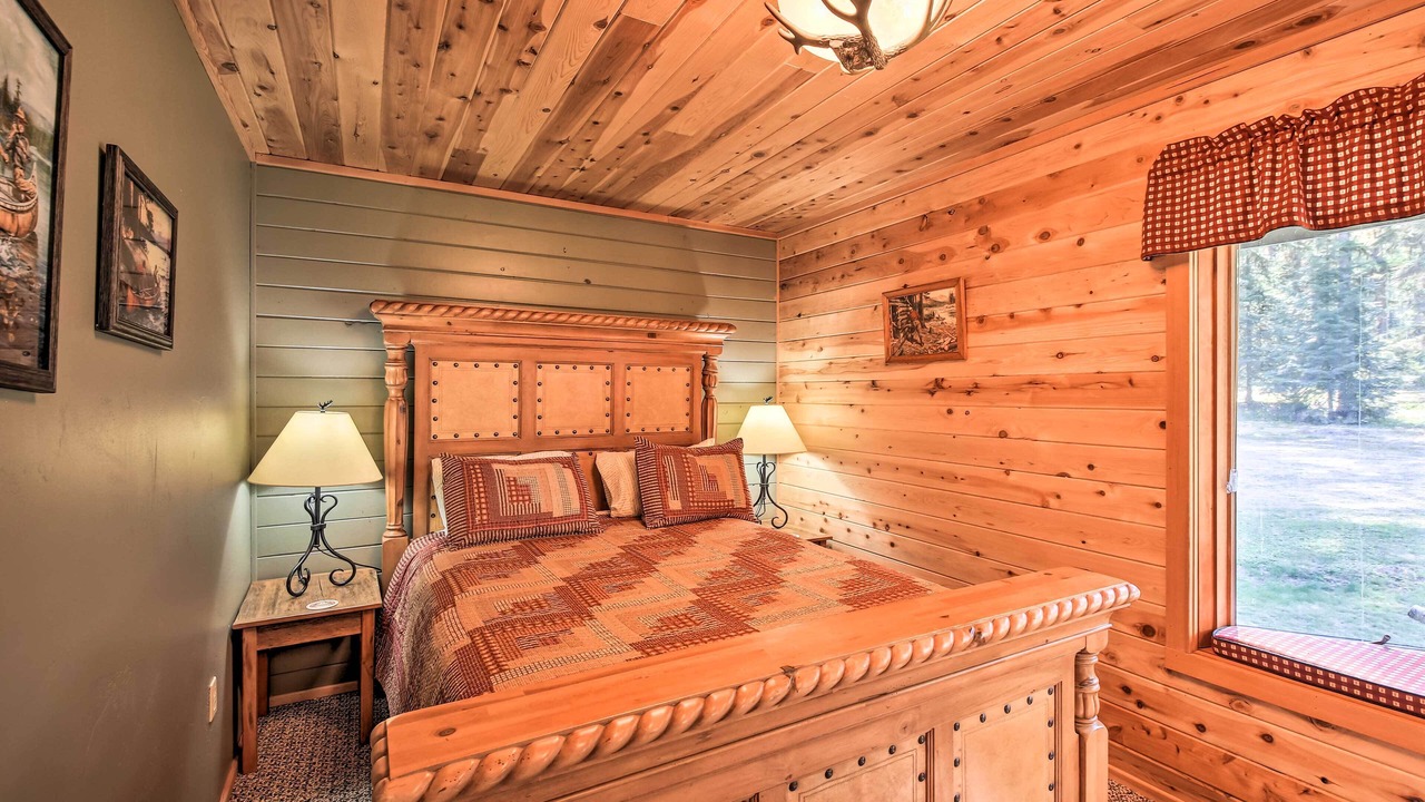 Photo of Bedroom in Troy