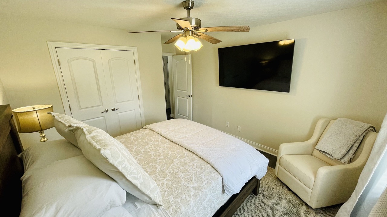 Photo of Bedroom in Newburgh