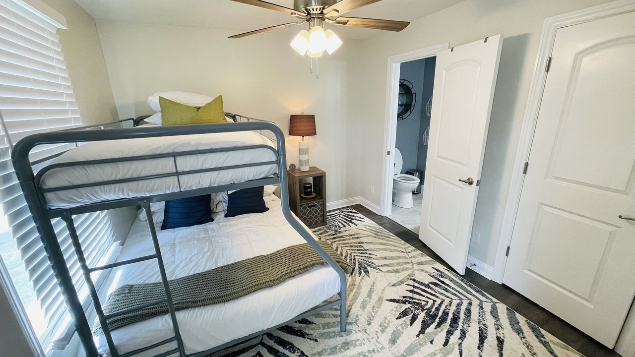 Photo of Bedroom in Newburgh