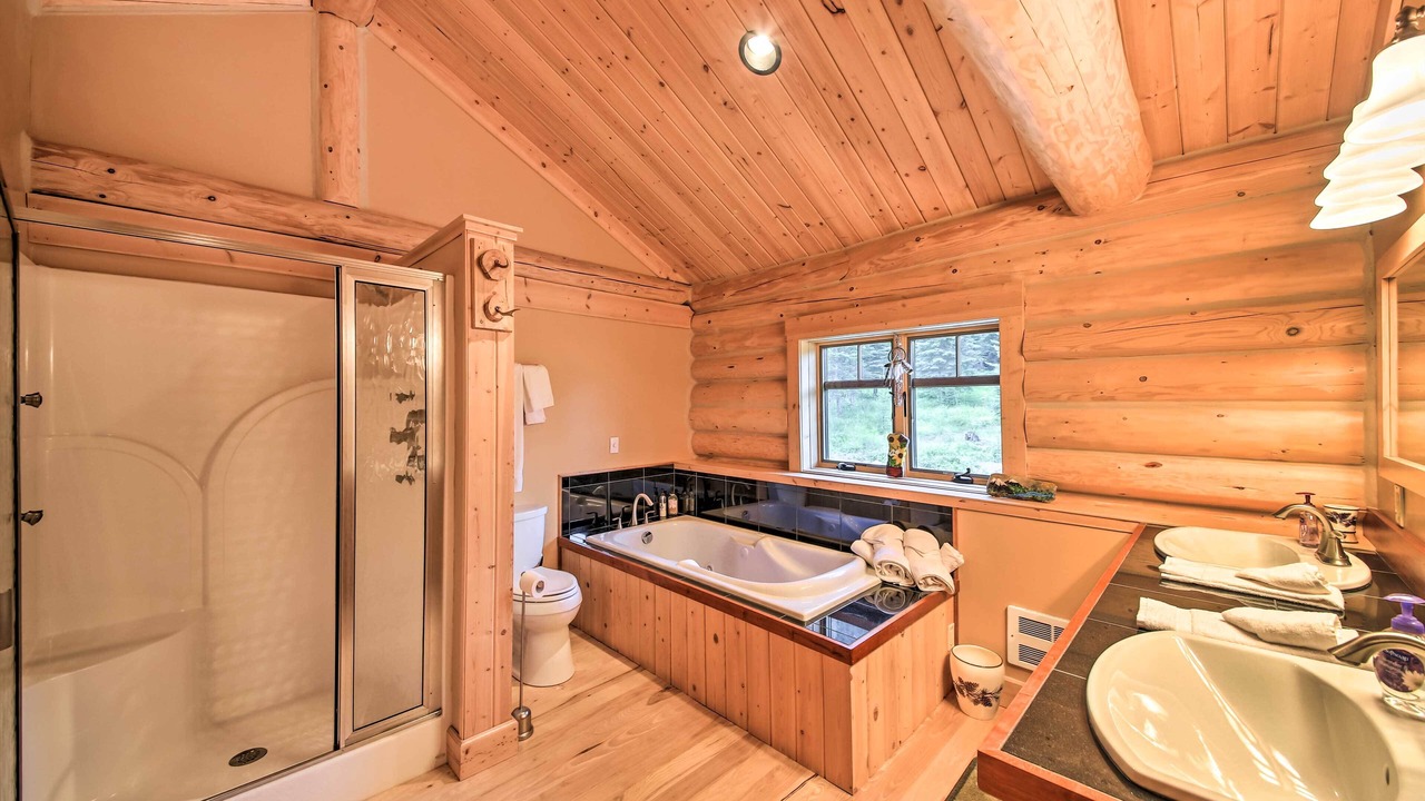 Photo of Bathroom in Troy