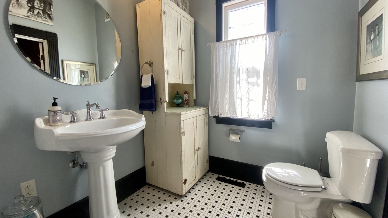 Photo of Bathroom in Wallace