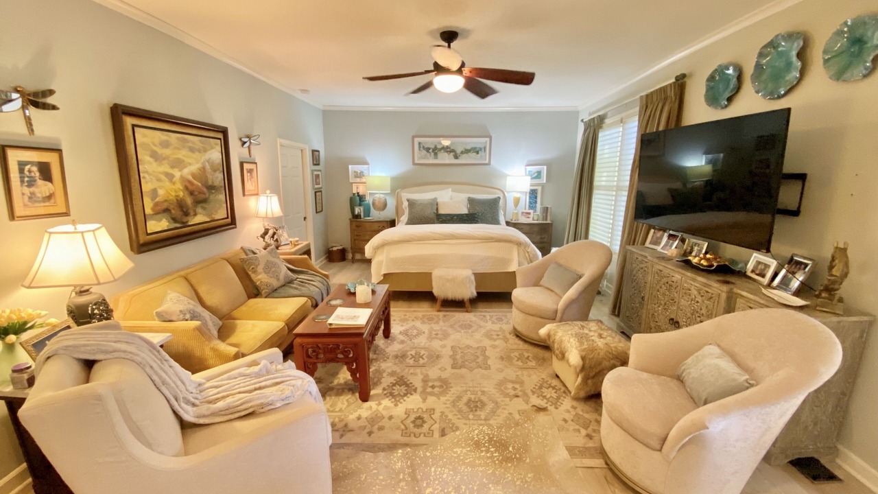 Photo of Bedroom in Clarksdale
