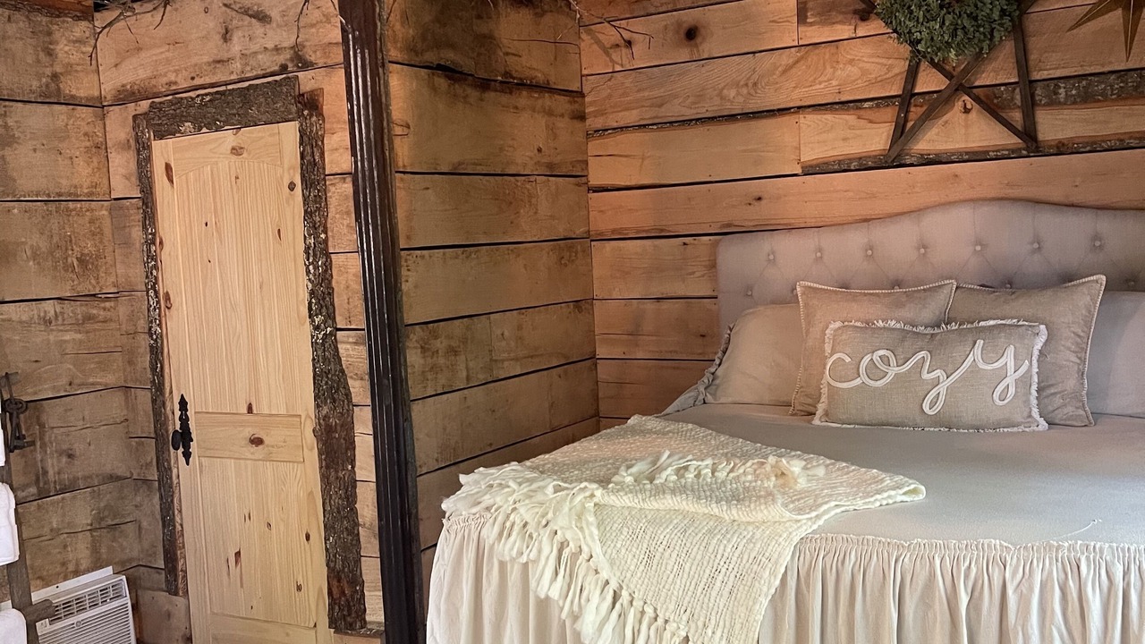 Photo of Bedroom in Tishomingo