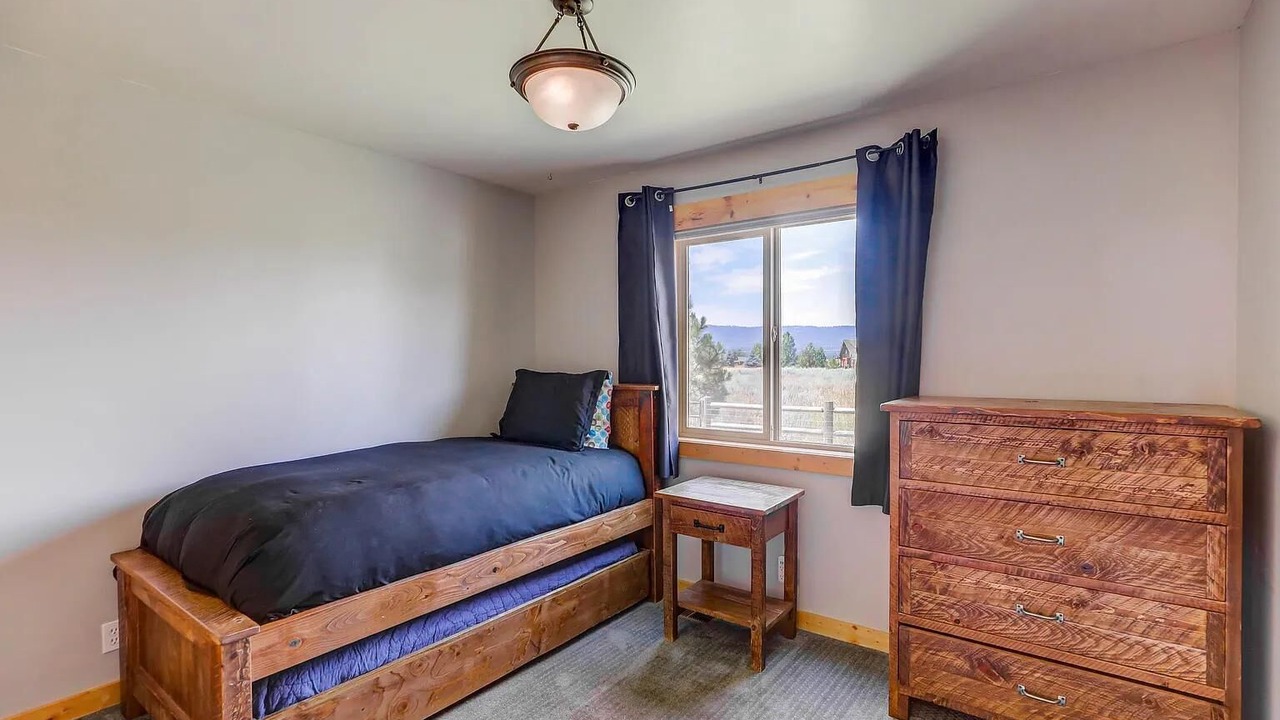 Photo of Bedroom in Brookdale Meadows