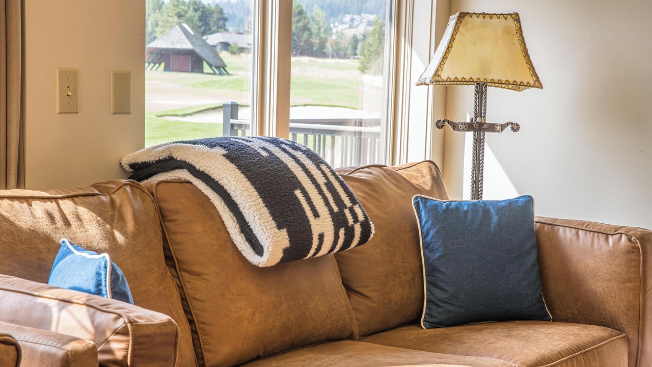 Photo of Livingroom in Big Sky Meadow Village