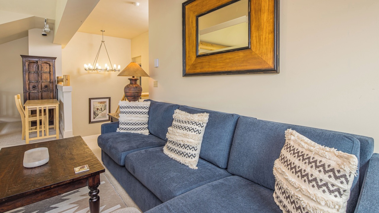 Photo of Livingroom in Big Sky Meadow Village