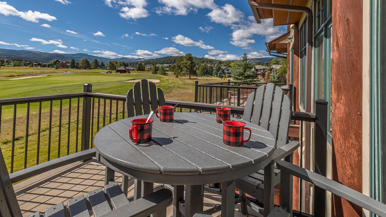 Photo of Patio Balcony in Big Sky Meadow Village