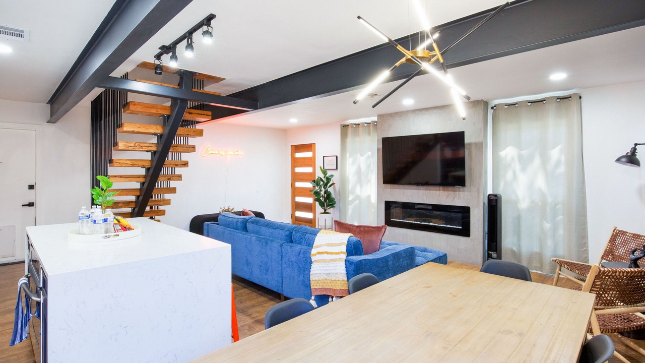 Photo of Livingroom in Franklin Park