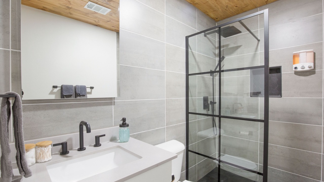 Photo of Bathroom in Franklin Park