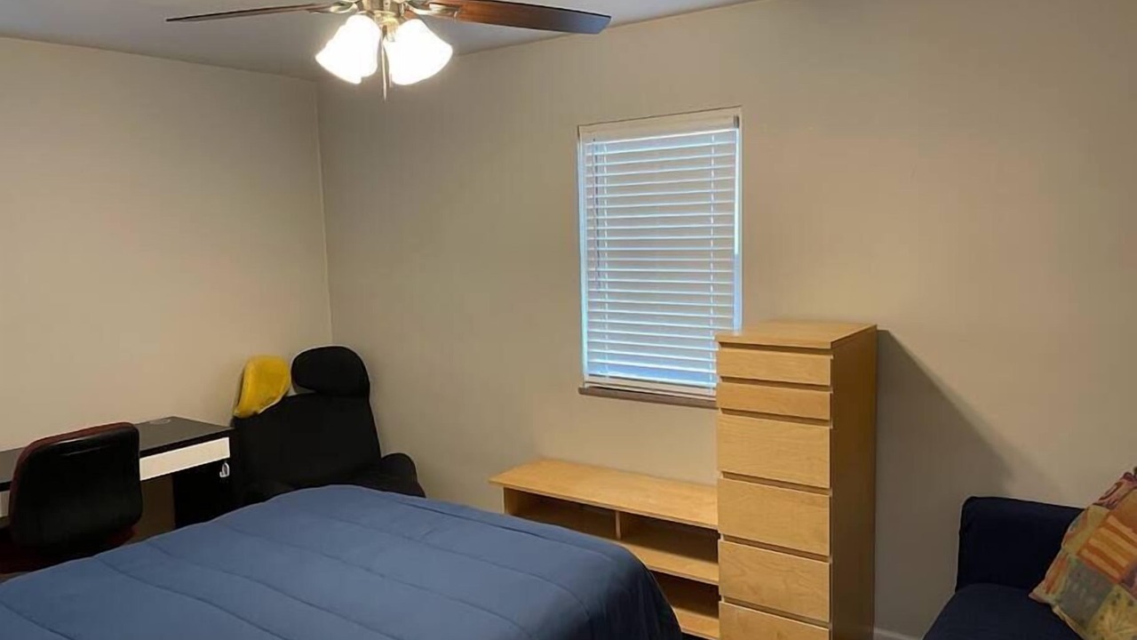 Photo of Bedroom in Near Eastside