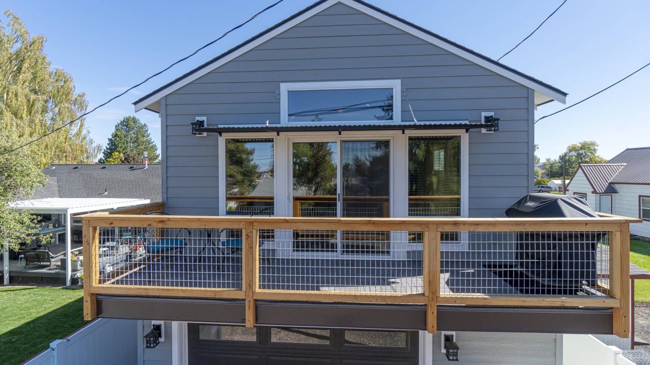 Photo of Patio Balcony in Redmond