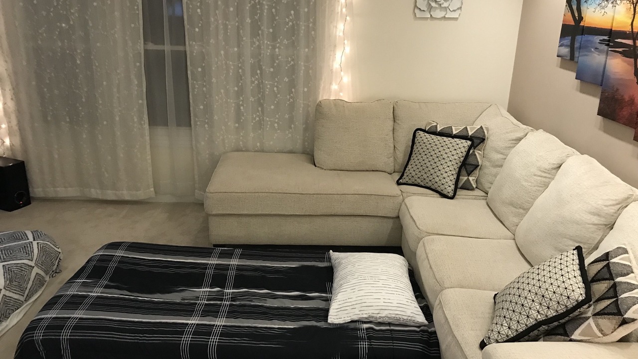 Photo of Livingroom in Boalsburg