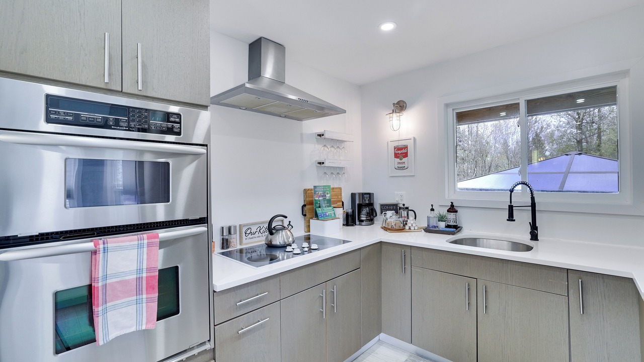 Photo of Kitchen in Long Pond
