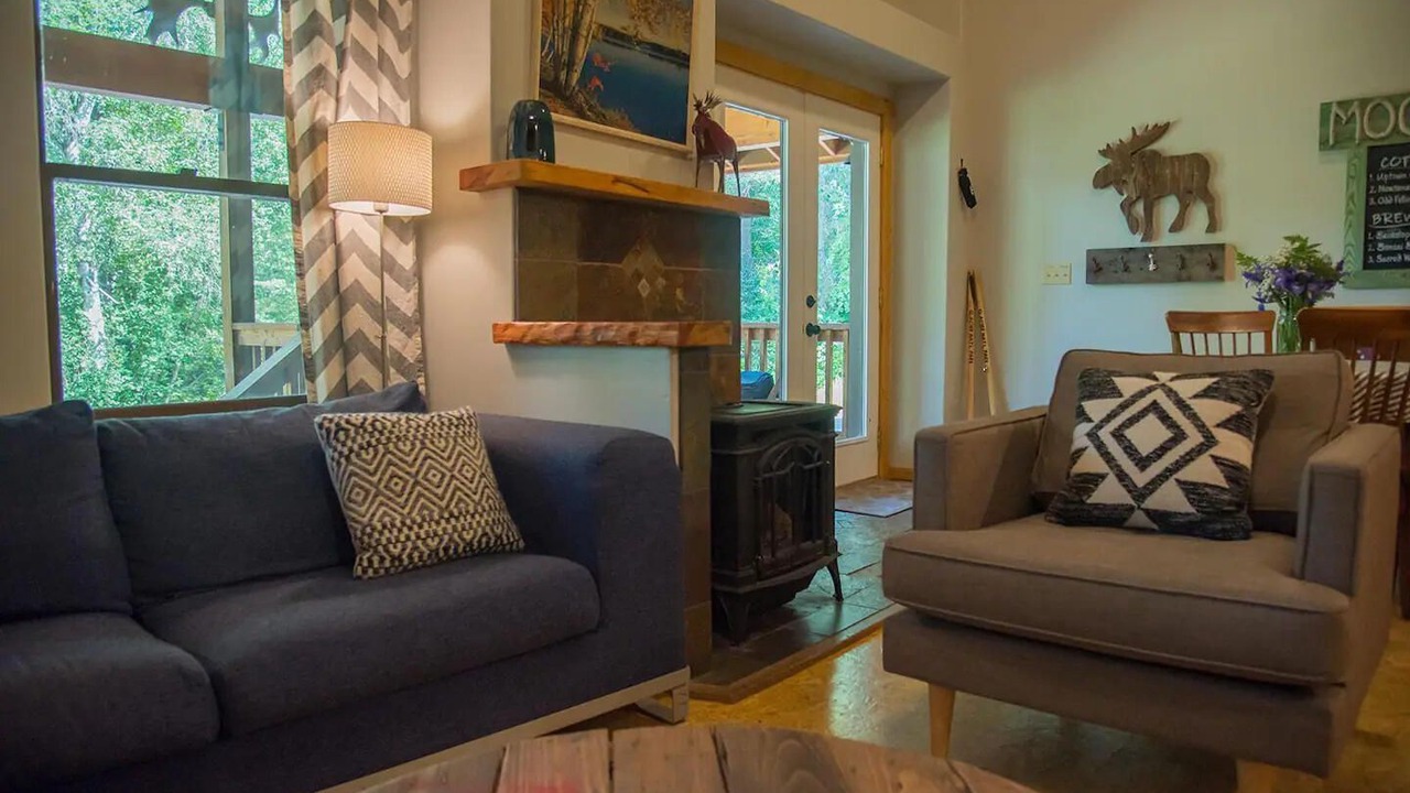 Photo of Livingroom in Columbia Falls