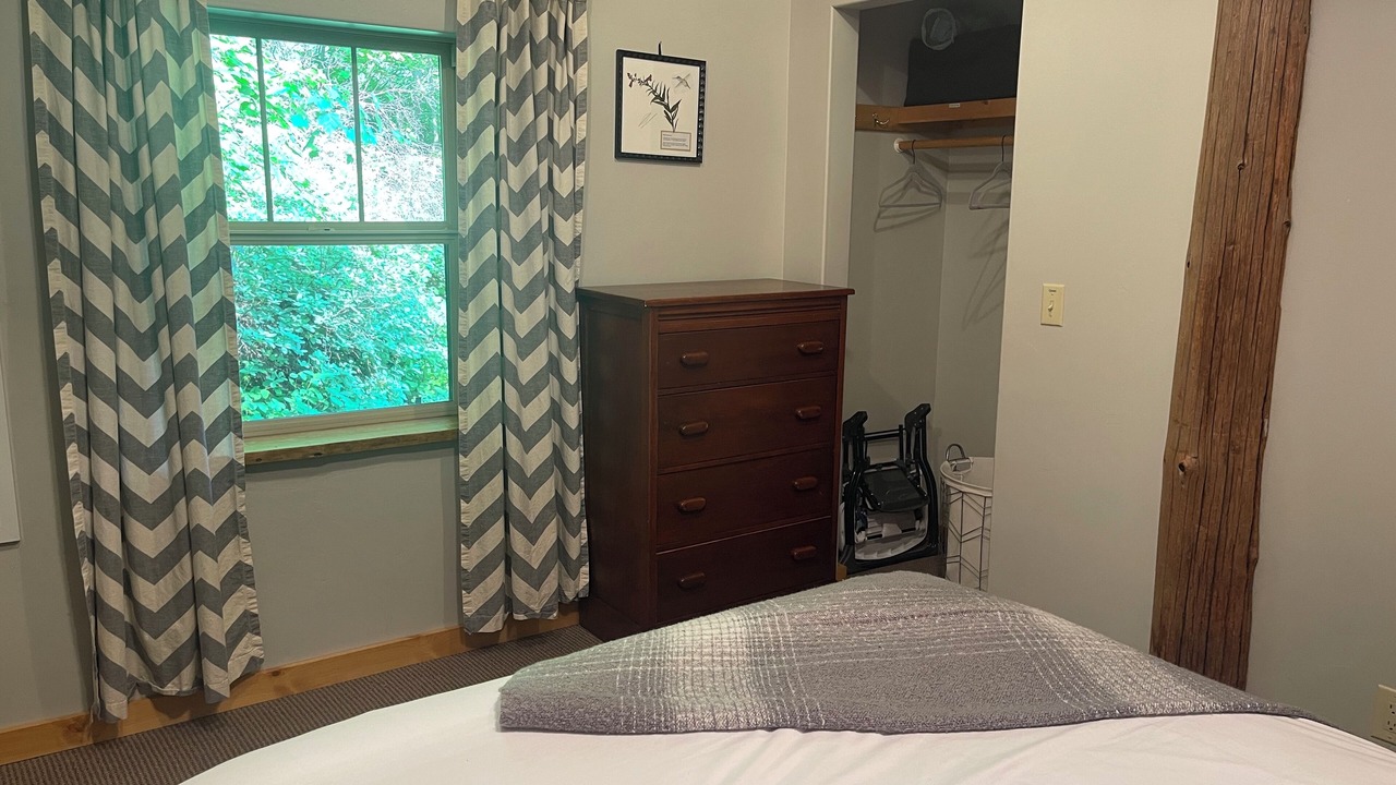 Photo of Bedroom in Columbia Falls