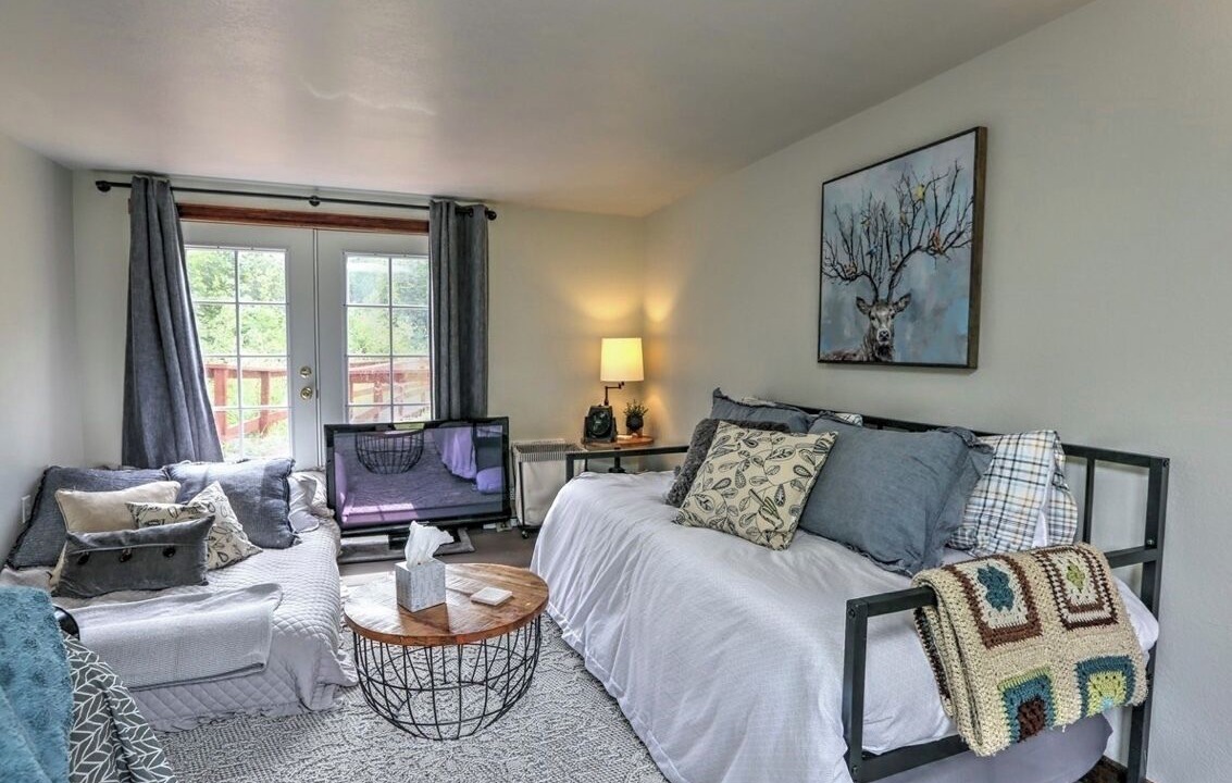 Photo of Bedroom in Elk