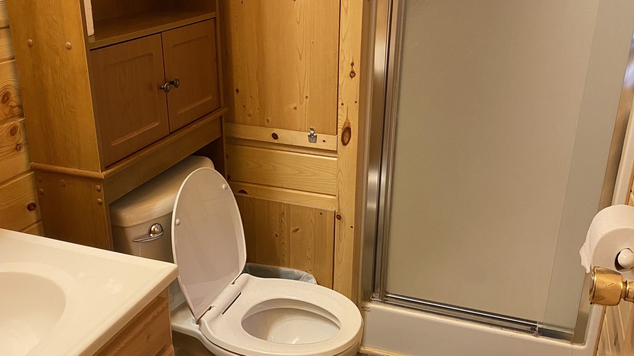 Photo of Bathroom in Grassy Butte
