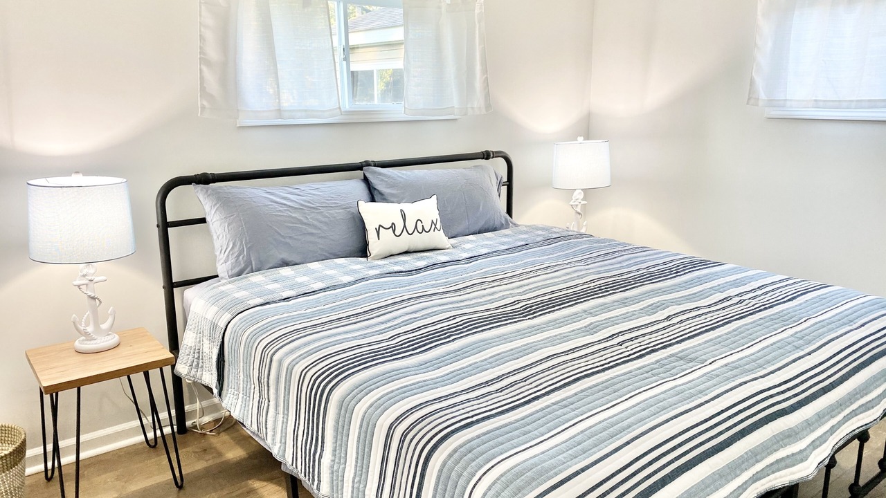 Photo of Bedroom in Lakeview