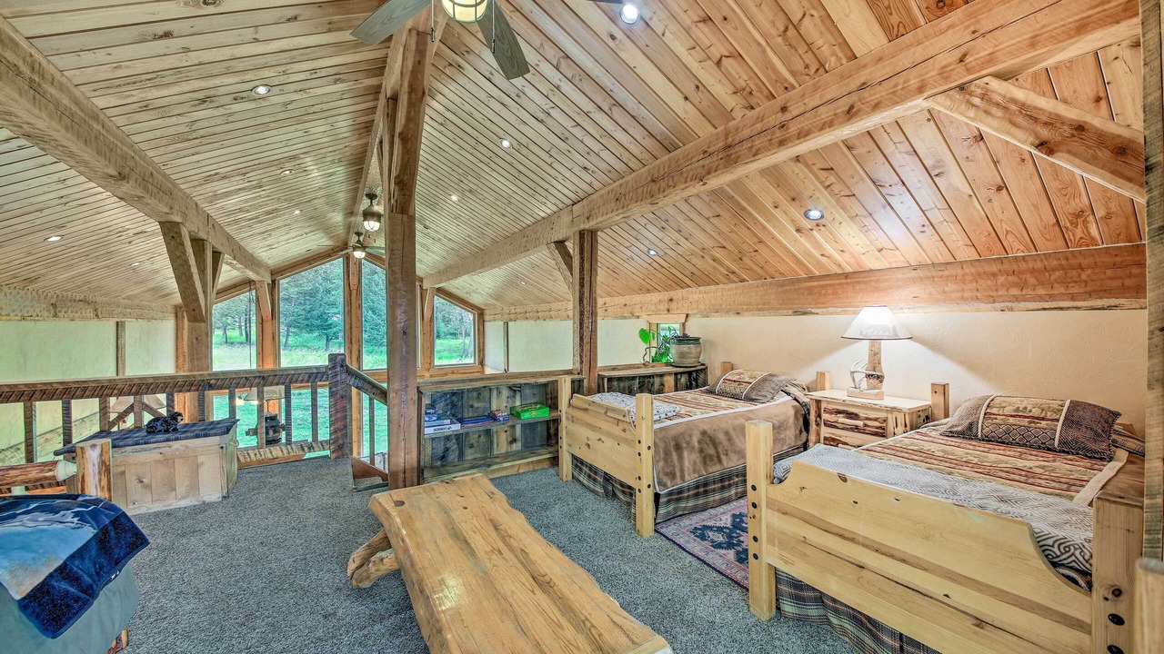 Photo of Bedroom in Eureka