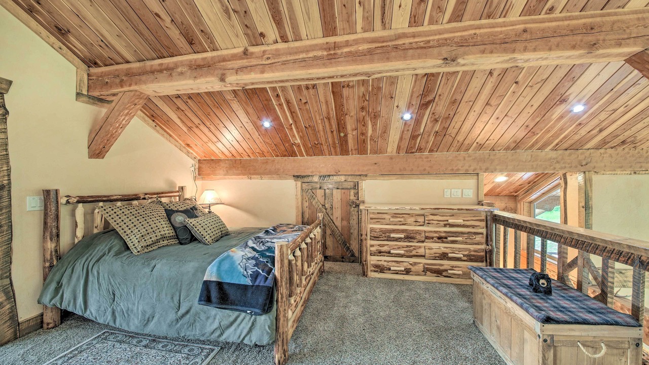 Photo of Bedroom in Eureka