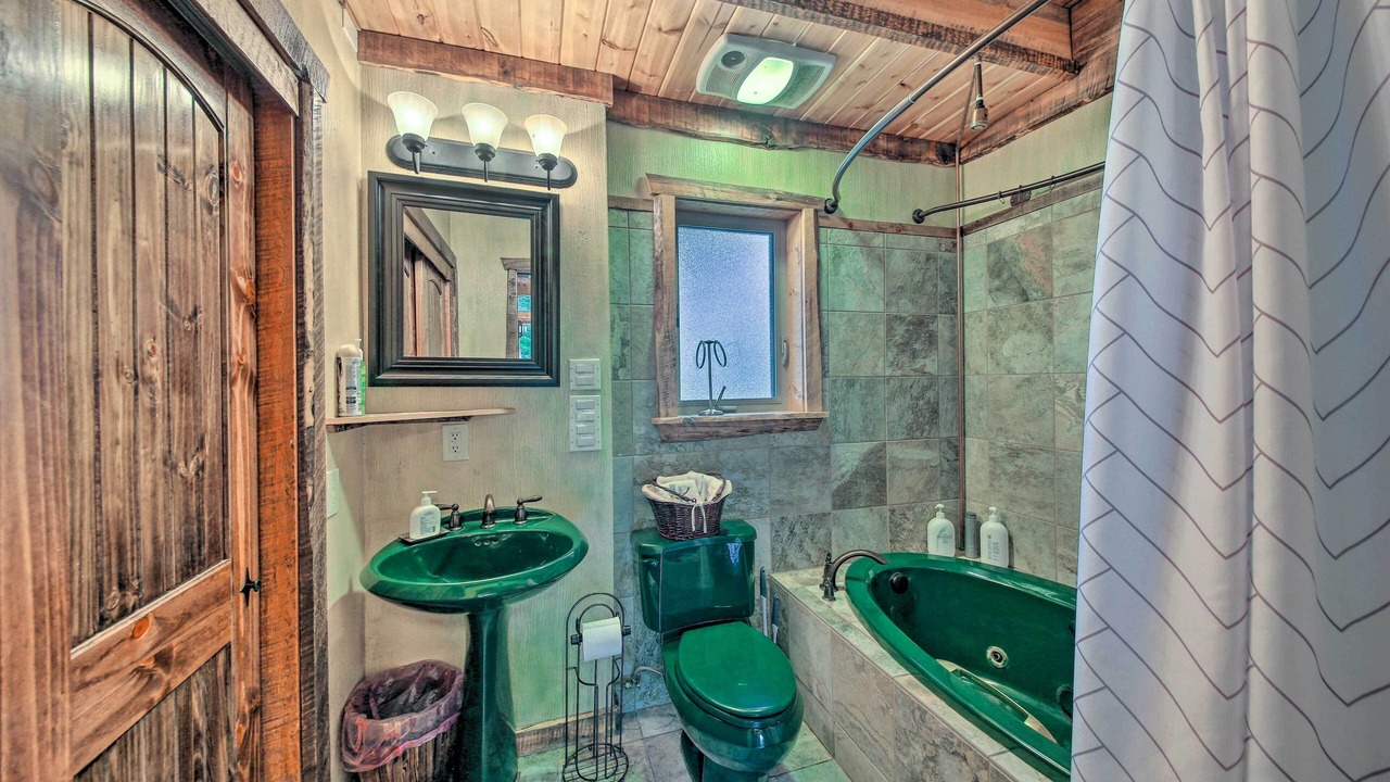 Photo of Bathroom in Eureka