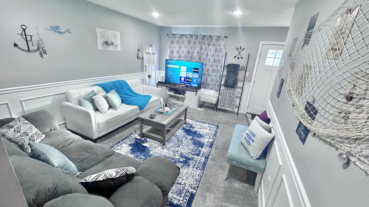 Photo of Livingroom in Clinton Township