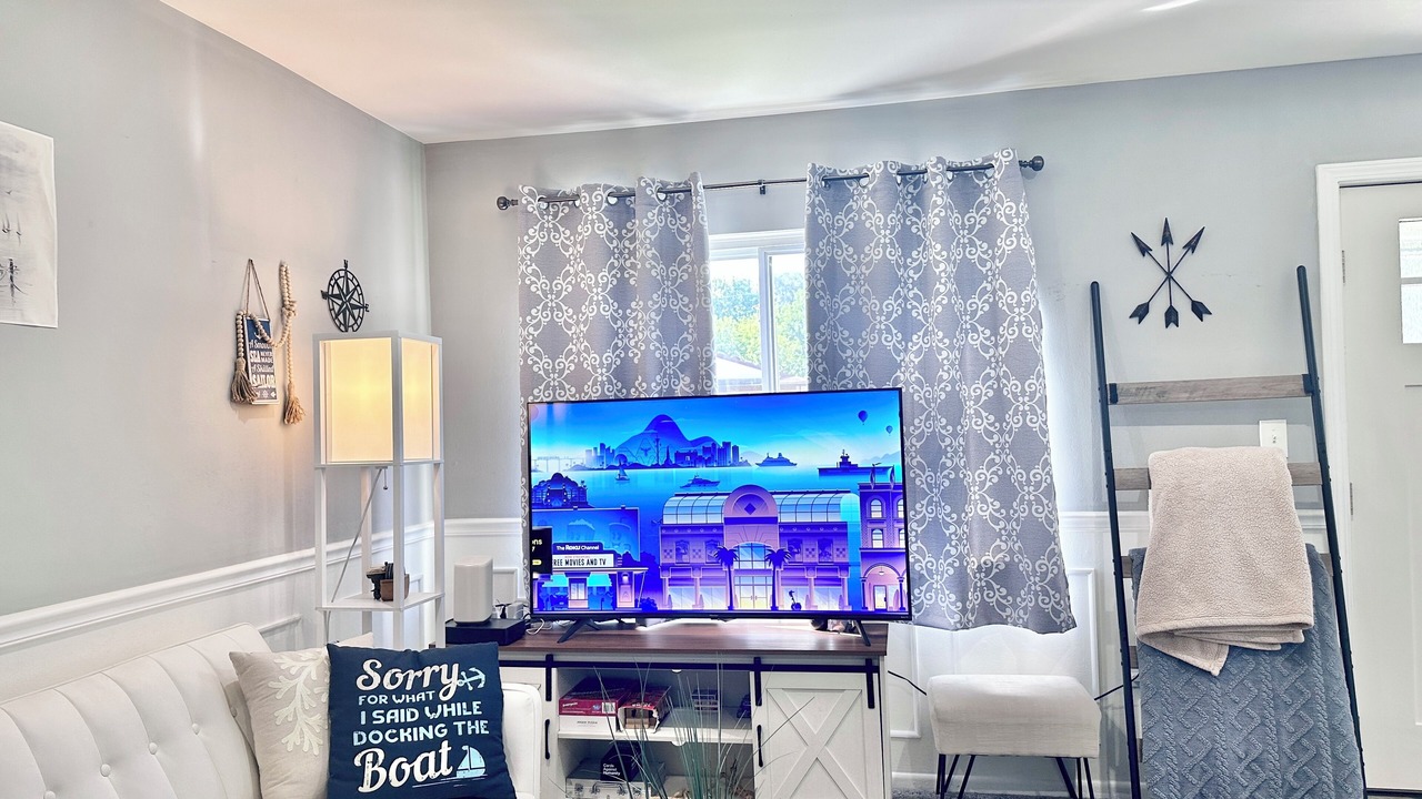 Photo of Livingroom in Clinton Township