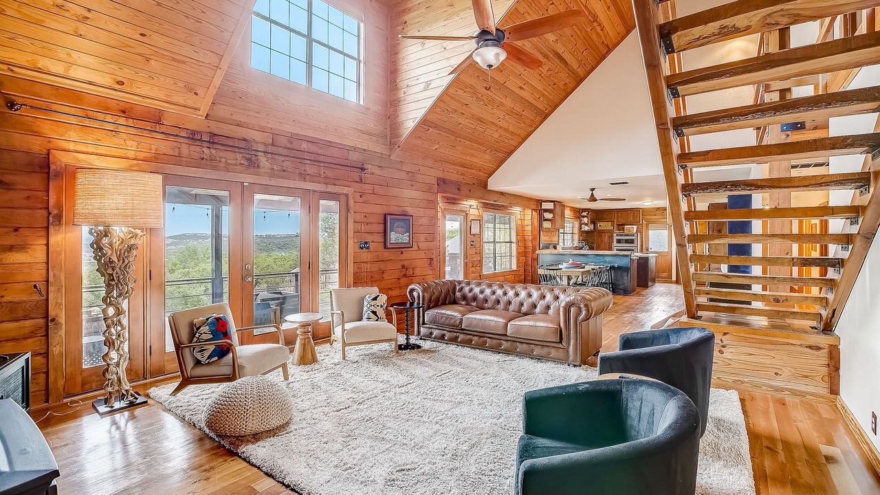 Photo of Livingroom in Travis Settlement