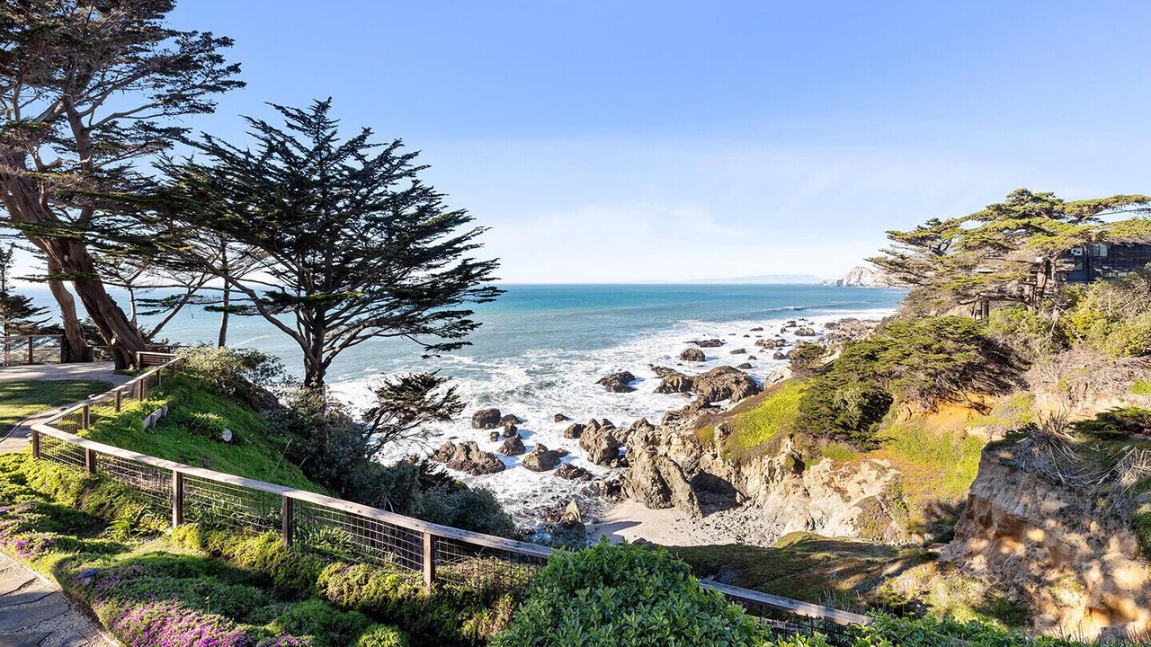 Photo of Others in Montara