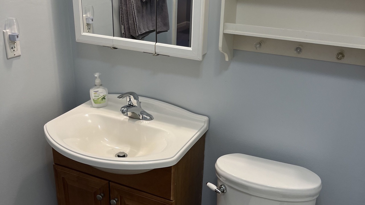 Photo of Bathroom in Pocahontas