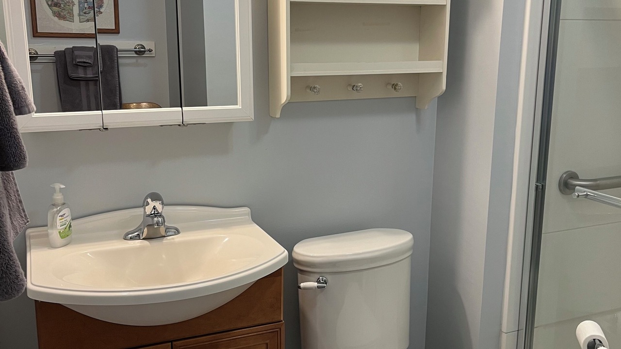 Photo of Bathroom in Pocahontas