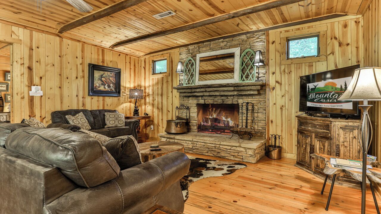 Photo of Bedroom in Walnut Mountain
