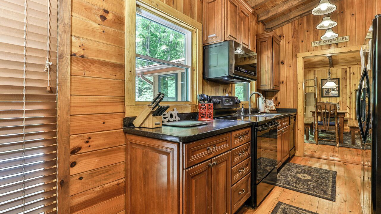 Photo of Kitchen in Walnut Mountain