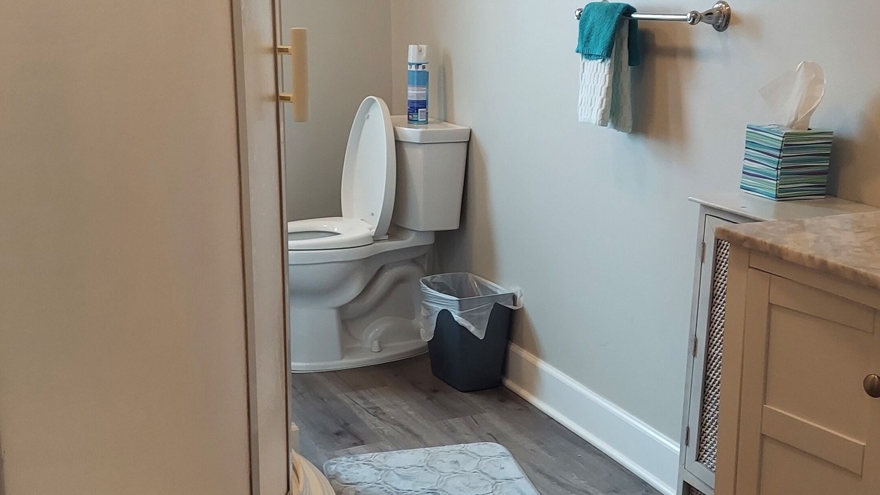 Photo of Bathroom in Mapleton/Fall Creek