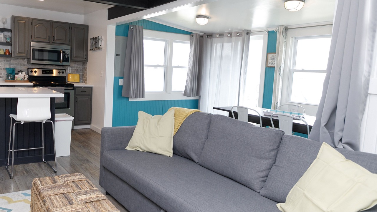 Photo of Livingroom in Russells Point