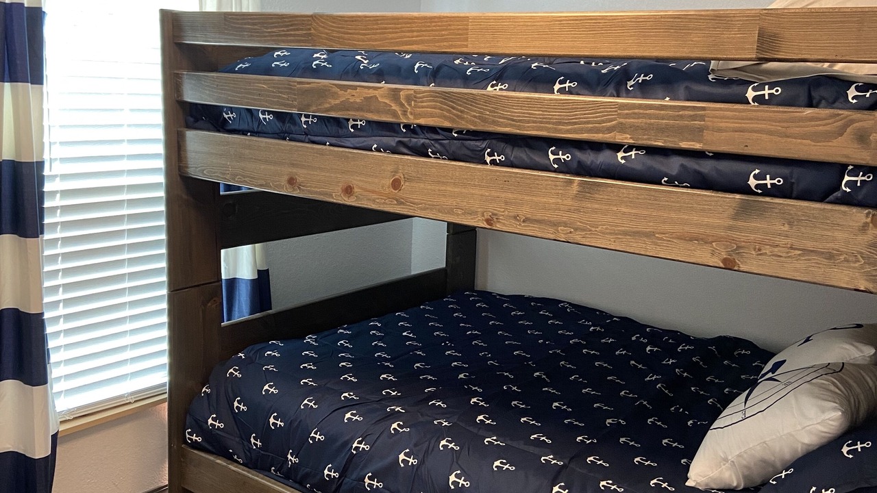 Photo of Bedroom in Canadian